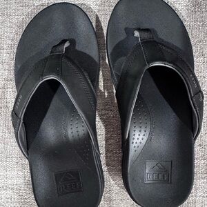 Reef Youth Black Sandals